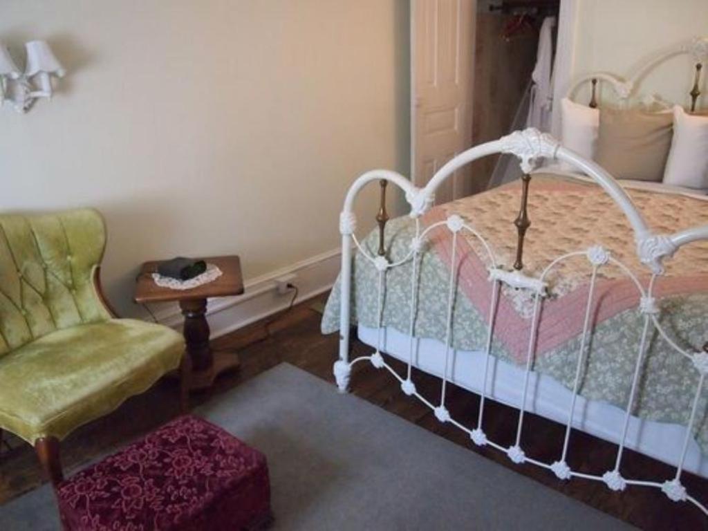 The Maid'S Quarters Bed And Breakfast Pottsville Exterior foto